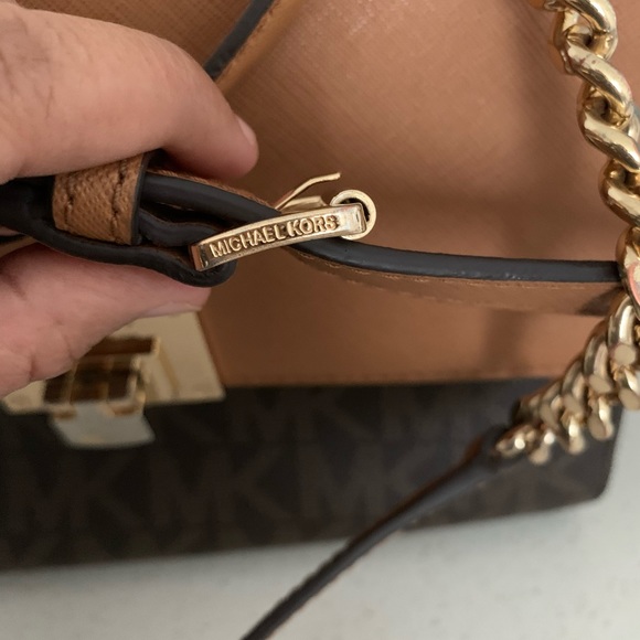 Michael Kors bag - Picture 5 of 11